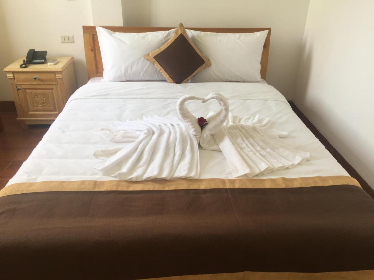 Thanh Huong Hotel Ханой Екстериор снимка